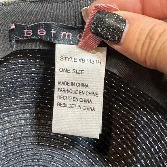 Striped Black and White Sun Hat with Red Accent - Picture 4 of 14